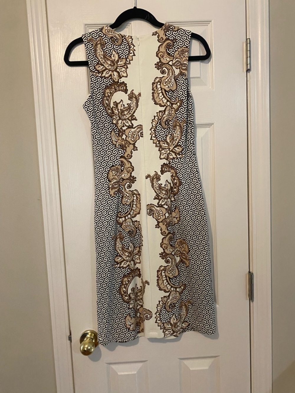 J. McLaughlin Sheath Dress Tan Black Paisley S - Picture 7 of 9